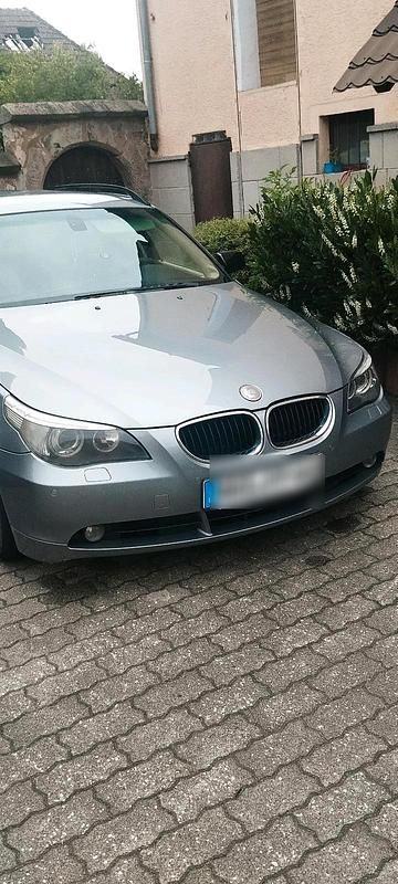 Beige Gebraucht 2006 BMW 530 Limousine | 3.000 € (Superpreis) - Bild 1/4
