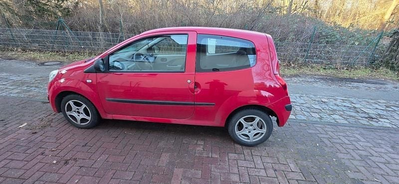 Gebraucht Renault Twingo 60 PS (44 kW) 2008 Rot Kleinwagen