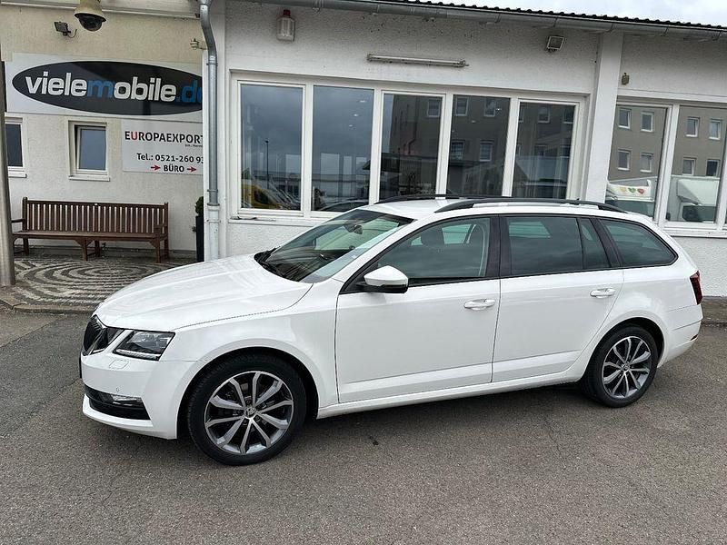 Weiß Gebraucht 2020 Skoda Octavia Soleil Kombi | 12.500 € (Superpreis) - Bild 1/4