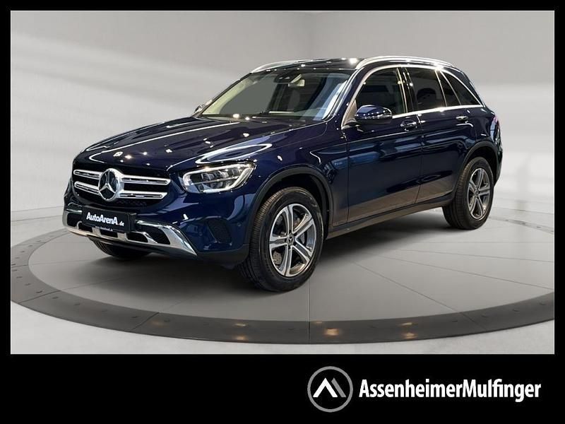 Blau Gebraucht 2020 Mercedes GLC300e SUV | 30.269 € (Guter Preis) - Bild 1/4