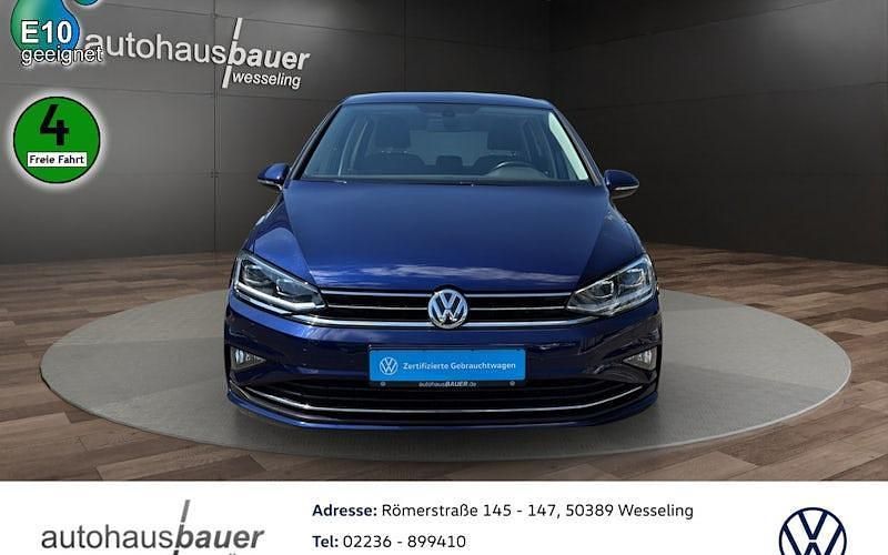 Blau Gebraucht 2020 VW Golf Sportsvan Highline Van / Kleinbus | 22.980 € (Teuer) - Bild 1/4