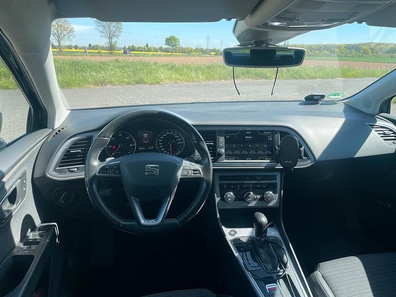 Second-hand Seat Leon FR 184 CP (135 kW) 2017 Albastru Break