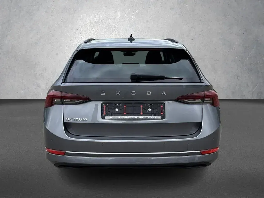 Gebraucht Skoda Octavia Tour 150 PS (110 kW) 2023 Graphitegrau metallic Kombi