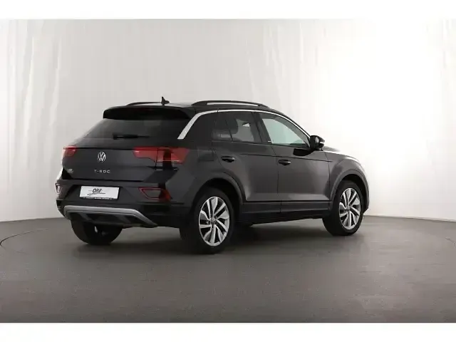 Gebraucht VW T-Roc Move 150 PS (110 kW) 2024 Schwarz SUV