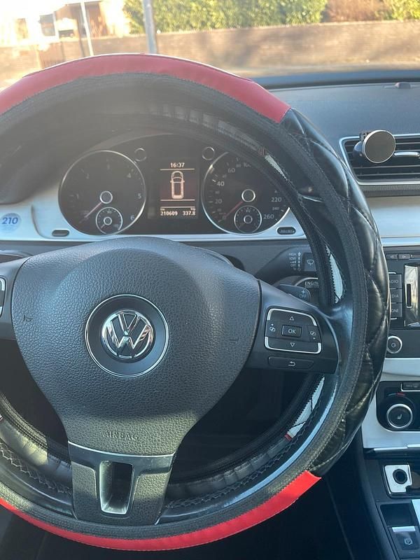 Usata VW Passat 140 CV (102 kW) 2011 Grigio Station wagon