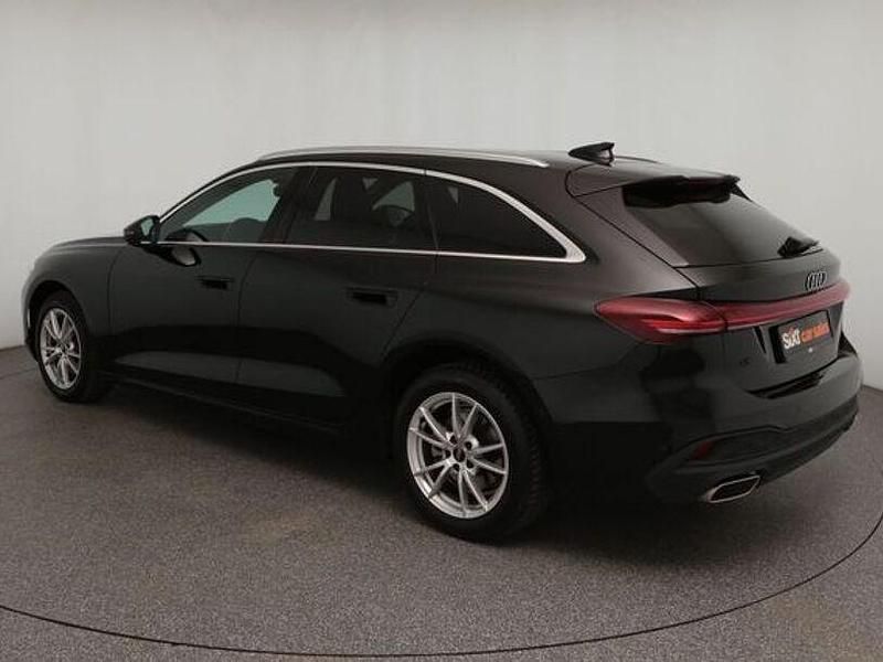 Gebraucht Audi A5 Sport 150 PS (110 kW) 2025 Schwarz Kombi