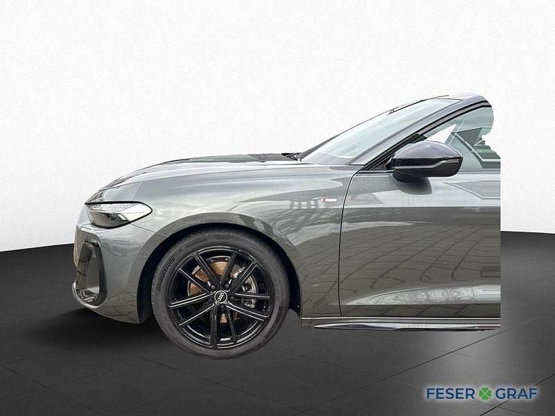 Gebraucht Audi A5 S-Line 150 PS (110 kW) 2025 Daytonagrau perleffekt Kombi