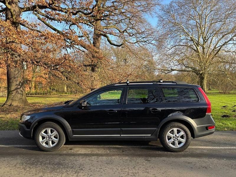 Gebraucht Volvo XC70 Linje Svart 181 PS (133 kW) 2015 Schwarz Kombi