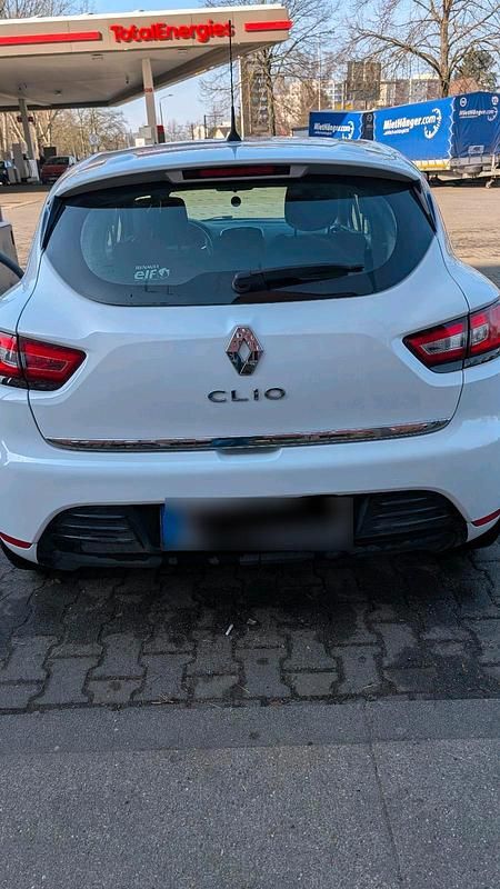 Gebraucht Renault Clio IV 73 PS (53 kW) 2018 Weiß Kleinwagen