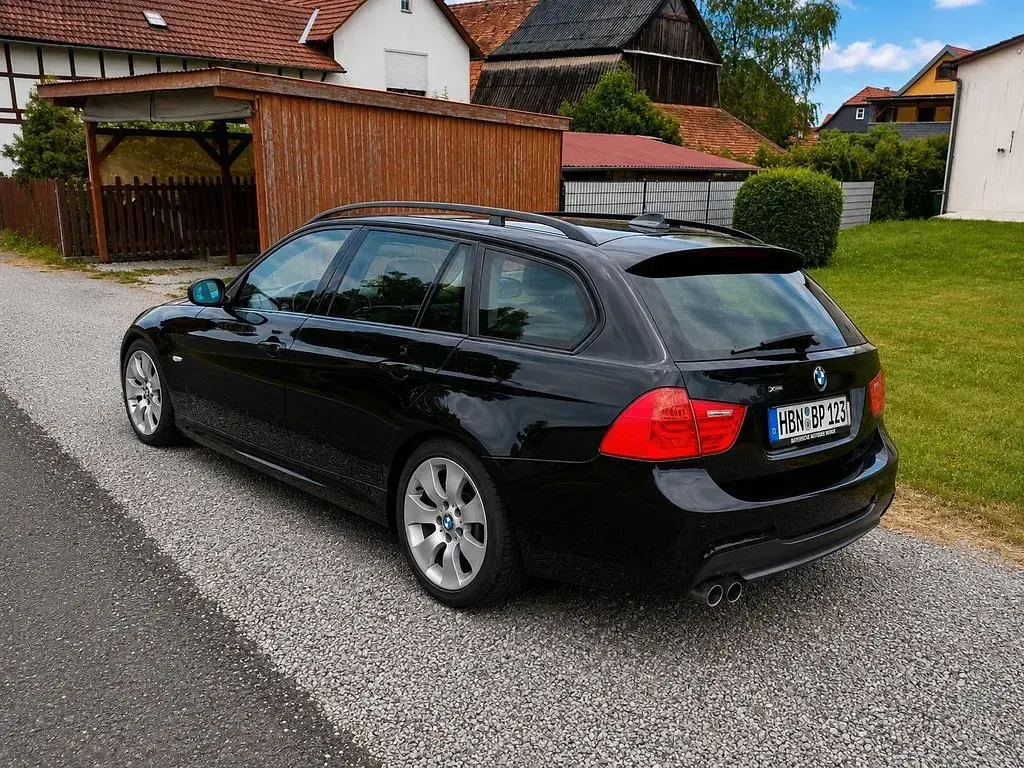 Gebraucht BMW 330 Performance 245 PS (180 kW) 2008 Schwarz Kombi