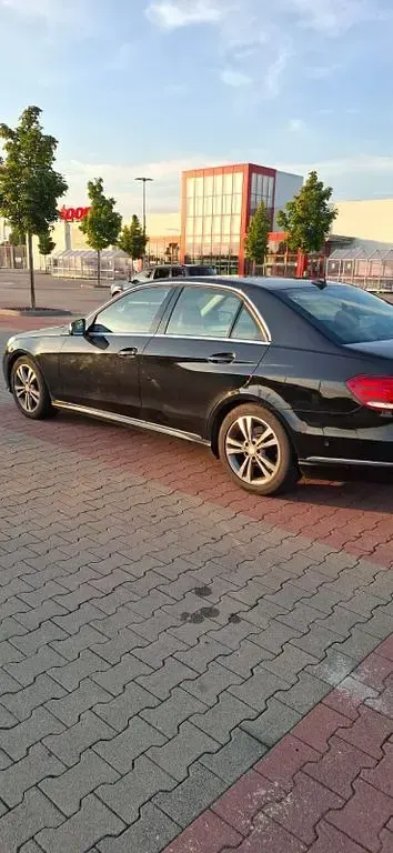 Gebraucht Mercedes E220 170 PS (125 kW) 2016 Schwarz Limousine
