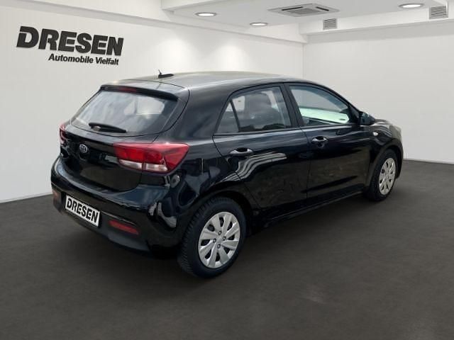 Gebraucht Kia Rio Edition 7 84 PS (61 kW) 2021 Abp) aurora black pearl m (schwarz Limousine