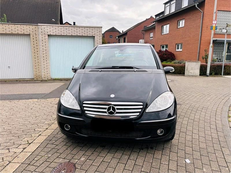 Schwarz Gebraucht 2005 Mercedes A150 Elegance Kleinwagen | 2.200 € (Teuer) - Bild 1/4