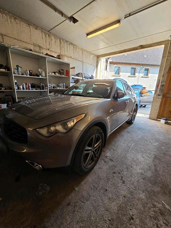 Gebraucht Infiniti Fx35 307 PS (225 kW) 2009 Grau SUV