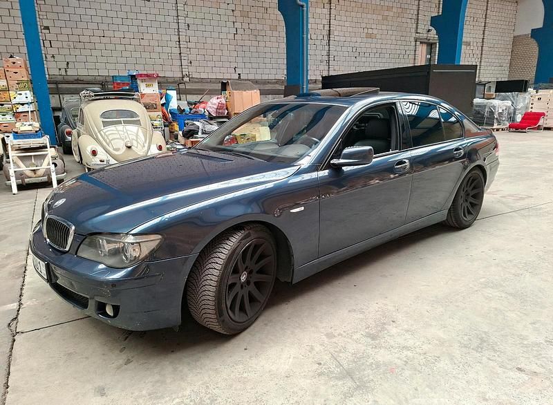 Gebraucht BMW 730 231 PS (169 kW) 2005 Blau Limousine