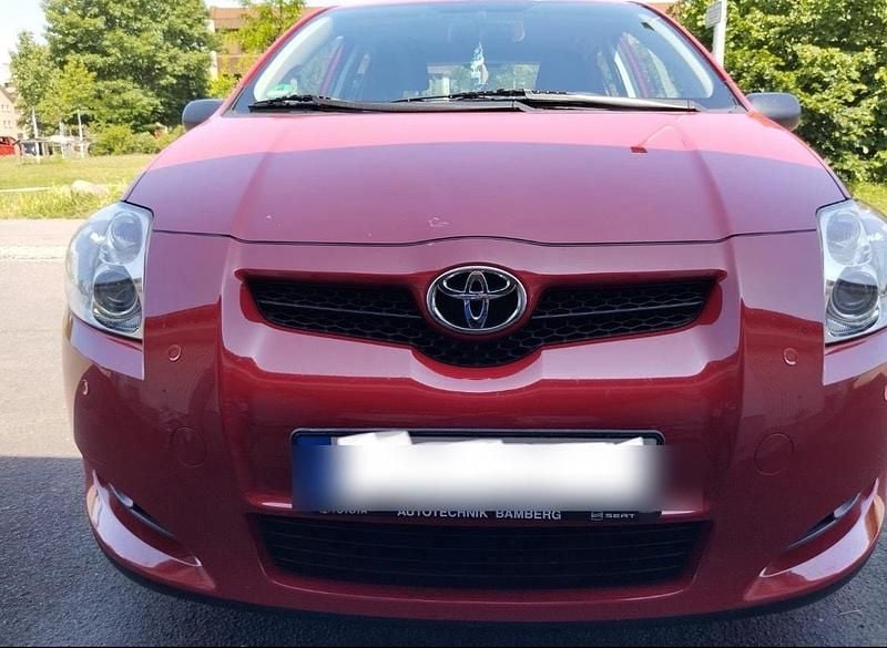 Rot Gebraucht 2009 Toyota Auris Kleinwagen | 4.400 € (Guter Preis) - Bild 1/4