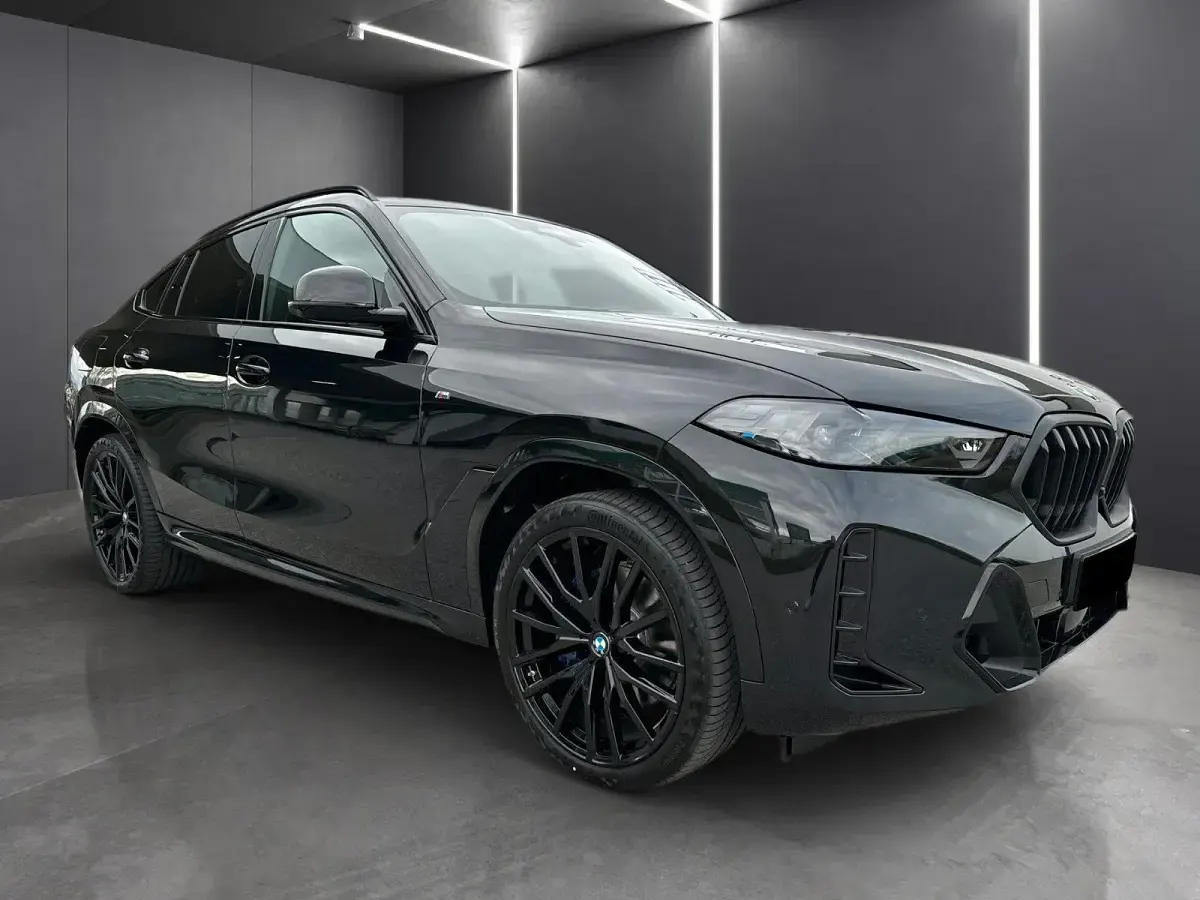 Gebraucht BMW X6 Comfort Edition 352 PS (258 kW) 2024 Schwarz SUV