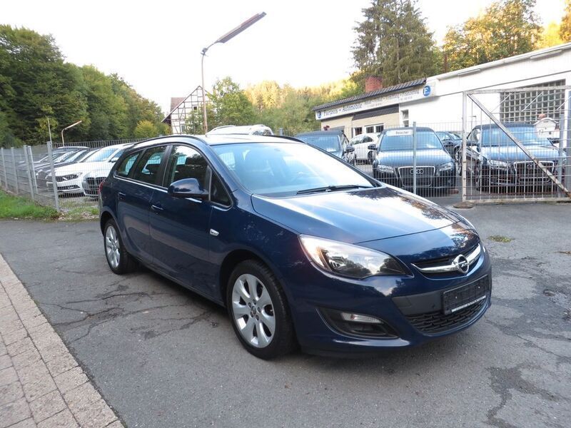 Gebraucht Opel Astra Style 140 PS (102 kW) 2016 Blau Kombi
