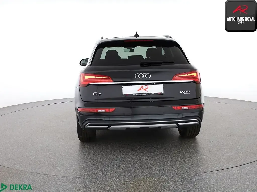 Gebraucht Audi Q5 S-Line 286 PS (210 kW) 2022 Mythosschwarz SUV