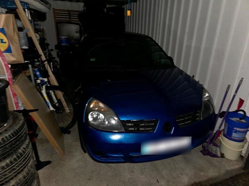 Gebraucht Renault Clio II 60 PS (44 kW) 2007 Blau Kleinwagen