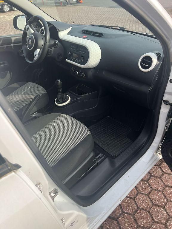 Gebraucht Renault Twingo Life 65 PS (47 kW) 2019 Weiß Kleinwagen
