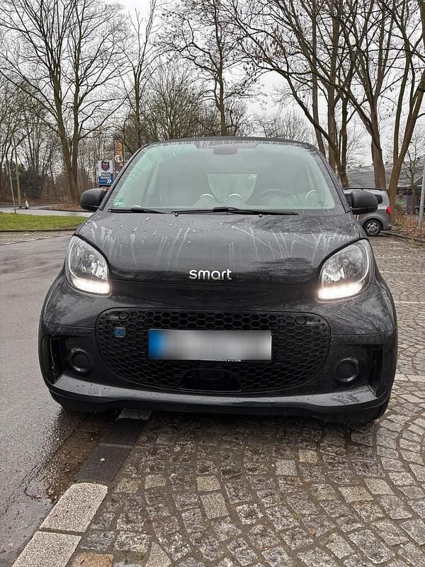 Gebraucht Smart ForTwo Coupé 41 kW (56 PS) 2020 Schwarz Kleinwagen