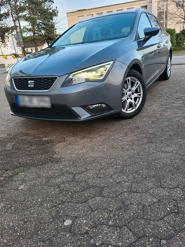 Gebraucht Seat Leon 150 PS (110 kW) 2017 Grau Kombi