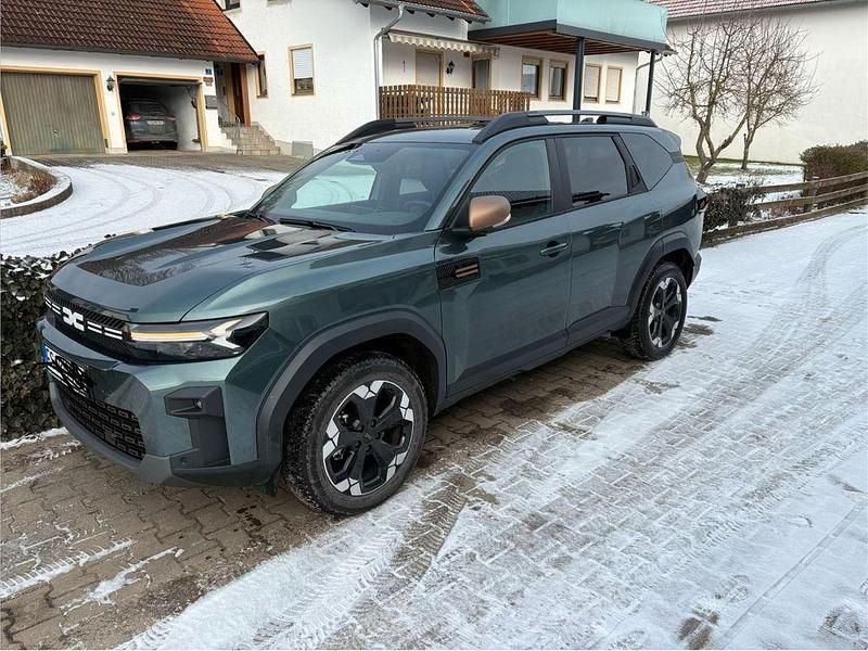 Grün Gebraucht 2025 Dacia Bigster Extreme SUV | 33.000 € (Etwas zu teuer) - Bild 1/2