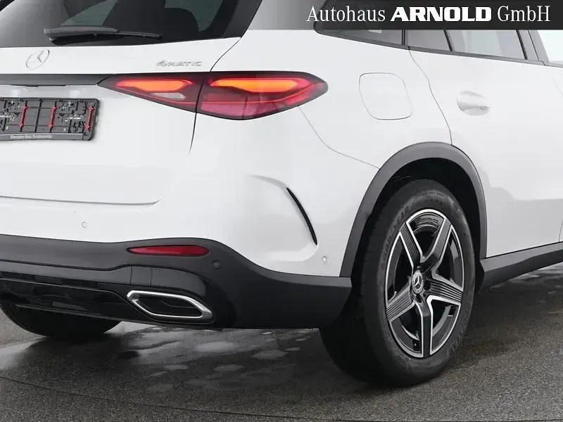Gebraucht Mercedes GLC300 AMG line 258 PS (189 kW) 2025 Weiß SUV