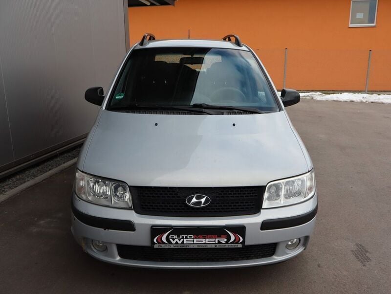 Gebraucht Hyundai Matrix GLS 110 PS (80 kW) 2007 Silber Van / Kleinbus