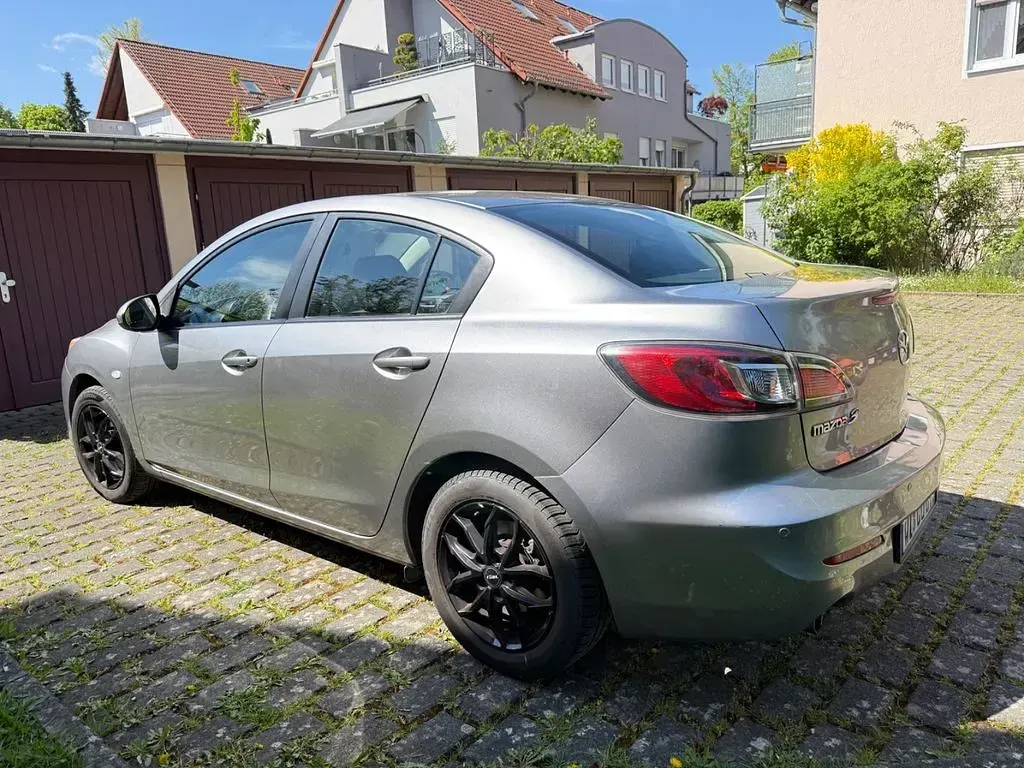Usata Mazda 3 Edition 150 CV (110 kW) 2011 Grigio Berlina