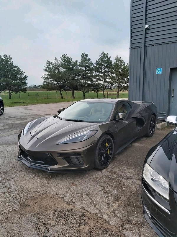 Gebraucht Corvette Stingray 495 PS (364 kW) 2021 Braun Cabrio