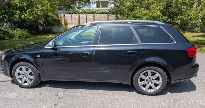 Schwarz Gebraucht 2008 Audi A4 Kombi | 4.800 € (Guter Preis) - Bild 1/4