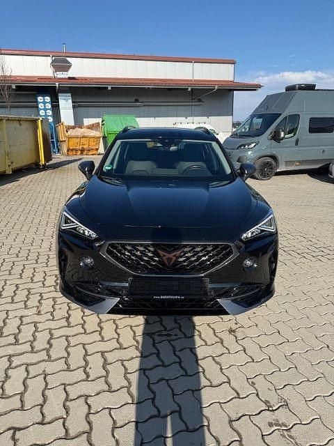 Schwarz Gebraucht 2023 Cupra Formentor SUV | 26.900 € (Fairer Preis) - Bild 1/4