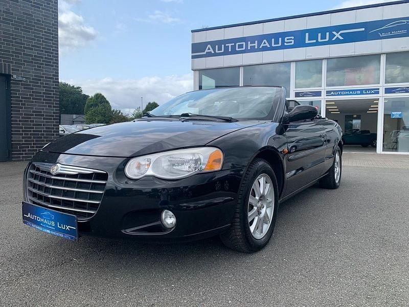 Schwarz Gebraucht 2003 Chrysler Sebring Cabriolet Cabrio | 6.788 € (Teuer) - Bild 1/4
