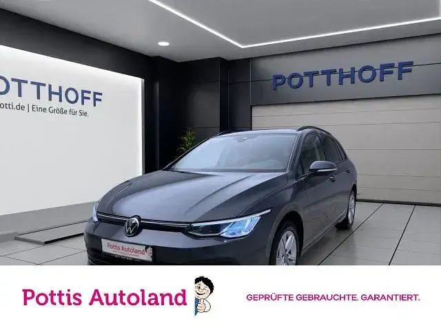 Gebraucht VW Golf VIII Life 116 PS (85 kW) 2021 Kombi