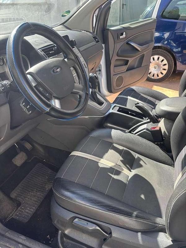 Gebraucht Ford Kuga Trend 140 PS (102 kW) 2010 SUV