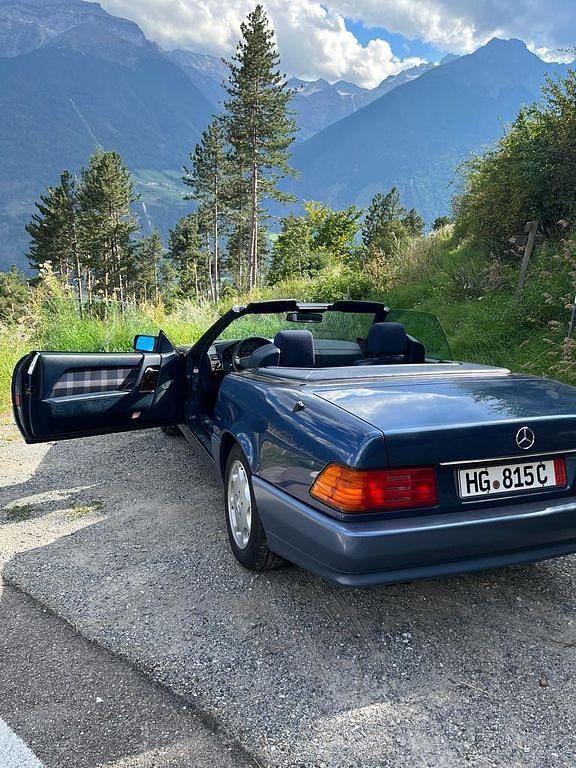 Gebraucht Mercedes SL300 231 PS (169 kW) 1992 Blau Cabrio