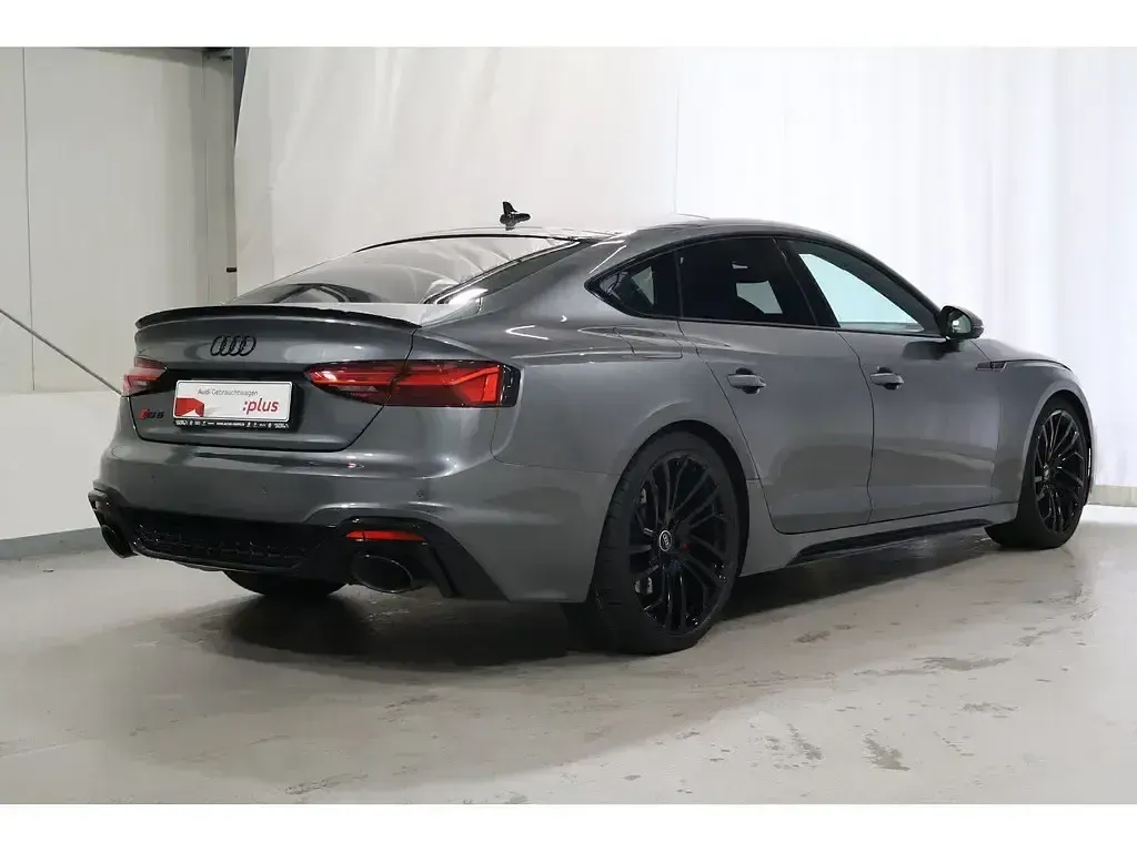 Gebraucht Audi RS5 Sportback Ambiente 331 PS (243 kW) 2024 Grau Limousine