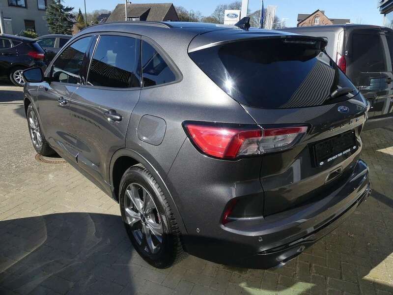 Gebraucht Ford Kuga ST-Line X 150 PS (110 kW) 2024 Magneticgrau metallic (metallic) SUV