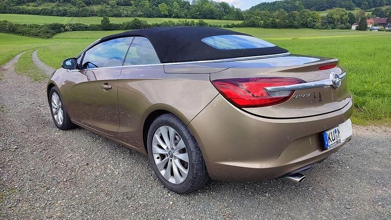 Gebraucht Opel Cascada Edition 140 PS (102 kW) 2013 Beige Cabrio
