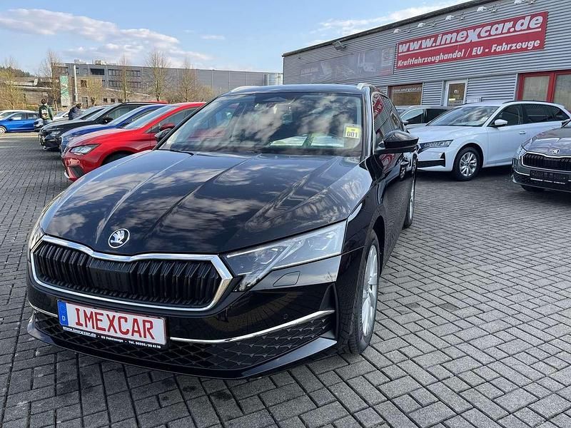 Neu Skoda Octavia Selection 150 PS (110 kW) 2025 Schwarz Kombi