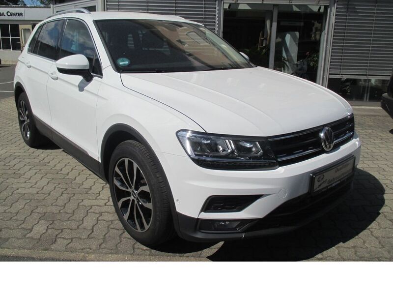 Weiß Gebraucht 2019 VW Tiguan Comfortline SUV | 21.200 € (Etwas zu teuer) - Bild 1/4