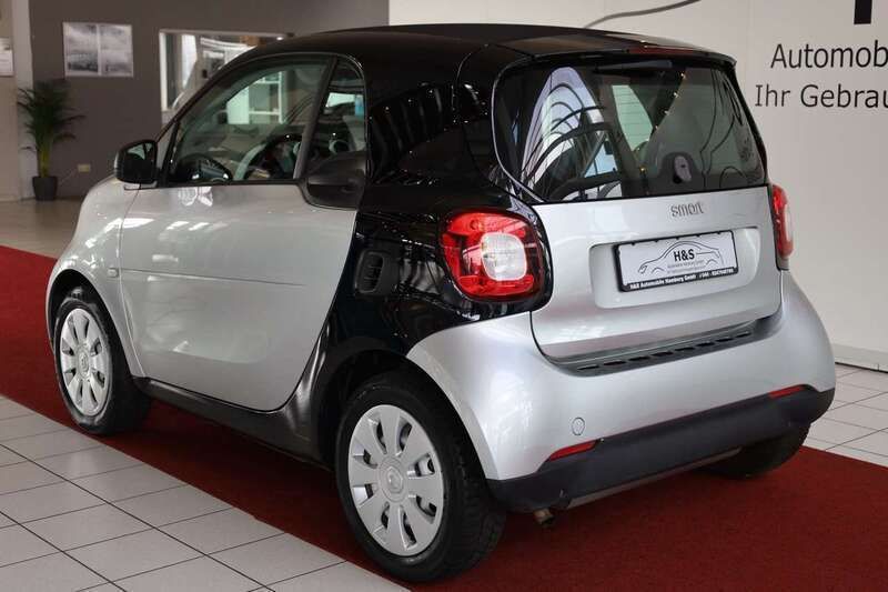 Gebraucht Smart ForTwo Coupé 71 PS (52 kW) 2016 Schwarz Coupé