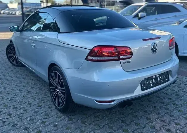Second-hand VW Eos Exclusive 140 CP (102 kW) 2011 Gri Cabrio