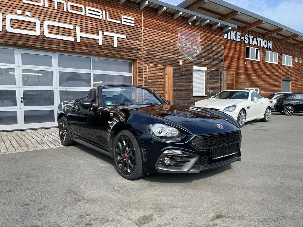 Gebraucht Abarth 124 Spider Basis 170 PS (125 kW) 2018 Schwarz Cabrio