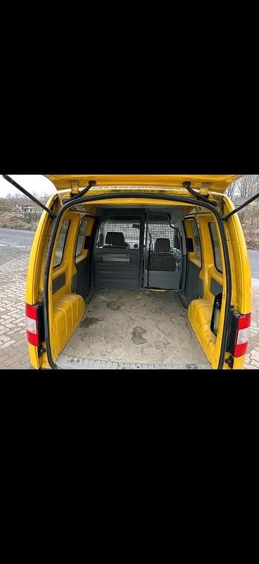 Second-hand VW Caddy 70 CP (51 kW) 2007 Galben Monovolum