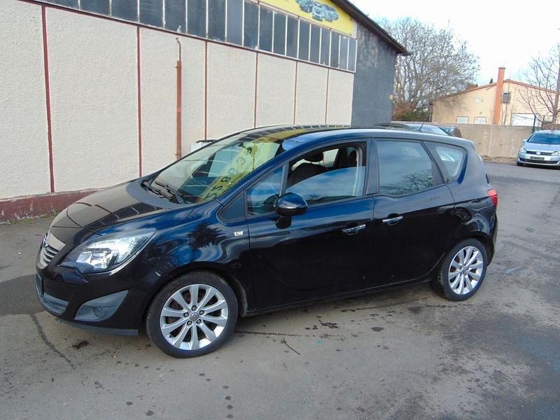 Gebraucht Opel Meriva Innovation 140 PS (102 kW) 2011 Schwarz Van / Kleinbus