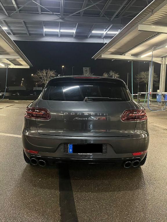 Gebraucht Porsche Macan Turbo Performance Package 441 PS (324 kW) 2018 Grau SUV
