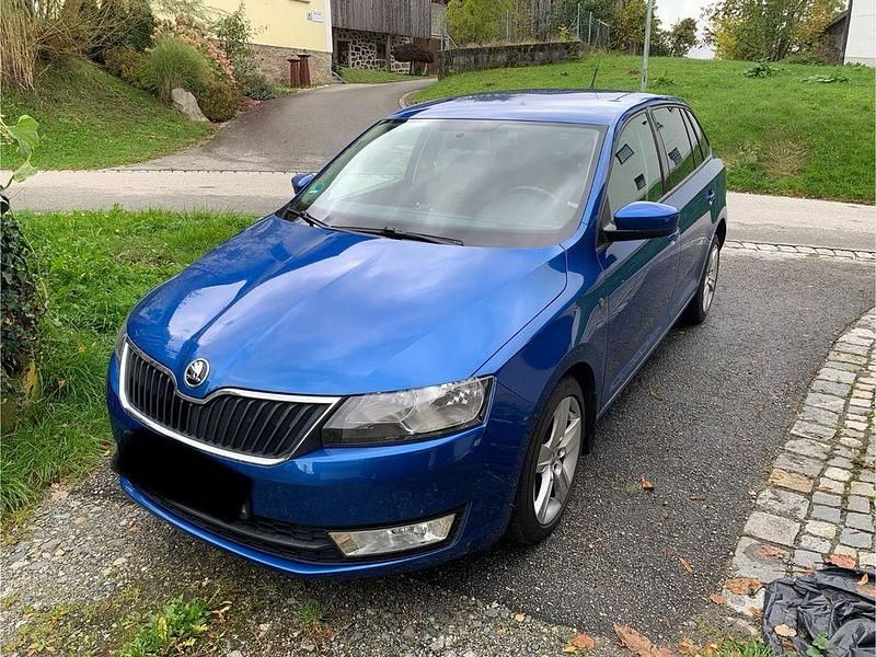 Blau Gebraucht 2015 Skoda Rapid Drive Limousine | 8.050 € (Fairer Preis) - Bild 1/4